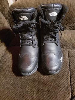 Mens Size 8 Thermoball ECO Boots. Minor Little Scuff Marks On Toe Area Other Than That In Very Good Condition.