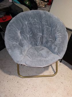 Gray Saucer Chair
