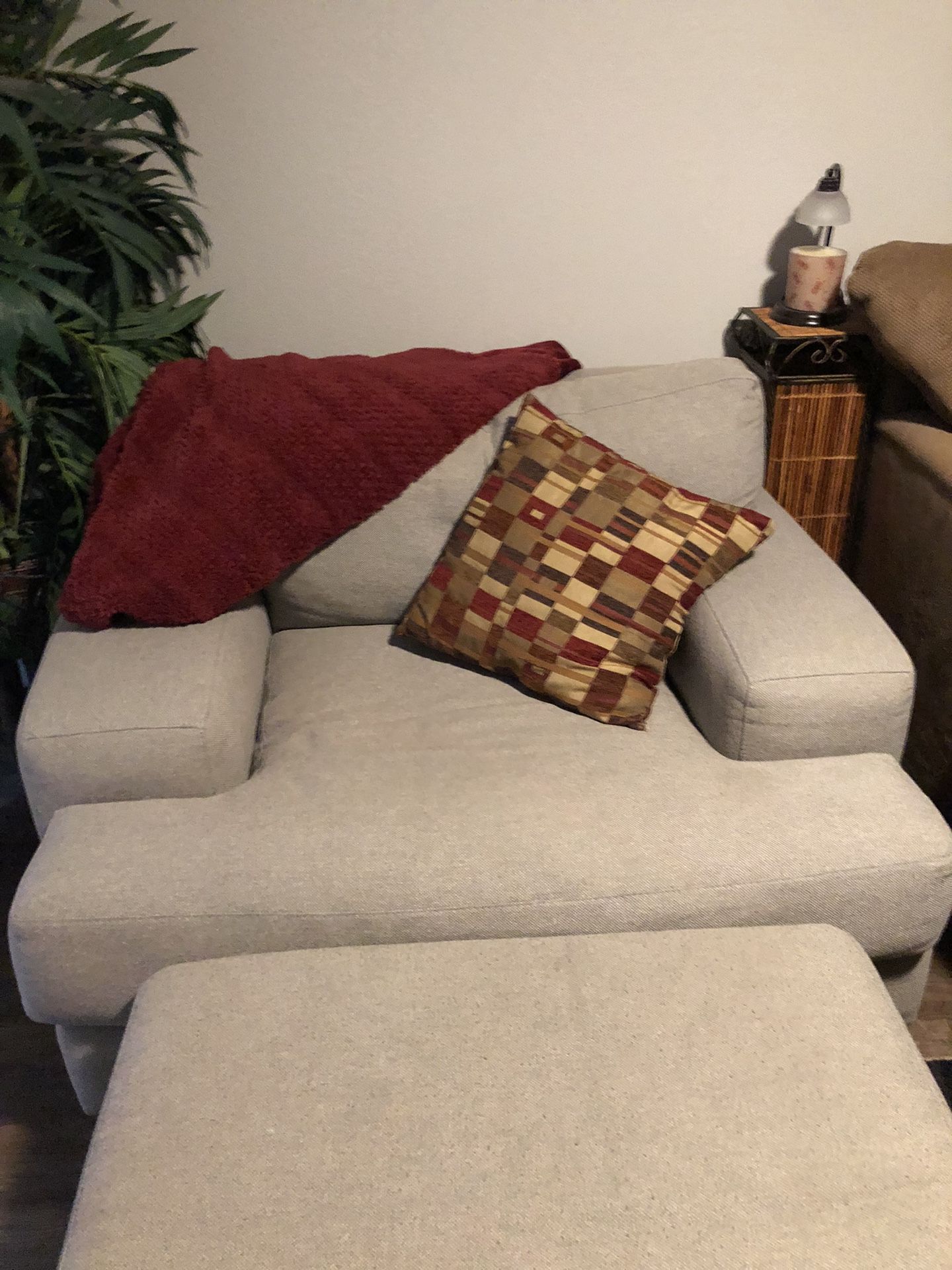 2 Chairs And Ottomans