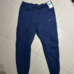 Nike Tech Fleece joggers 