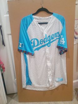 Los Angeles Dodgers Guatemalan Heritage Night Jersey - Size XL