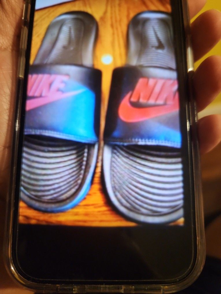 Men Nike Slides 9.5 $20