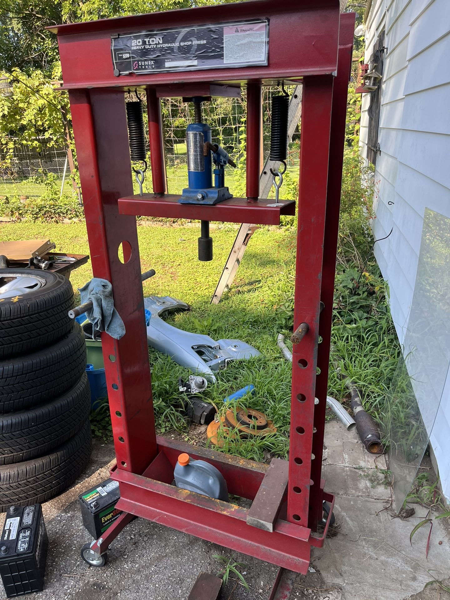 Hydraulic Press ($300.00)