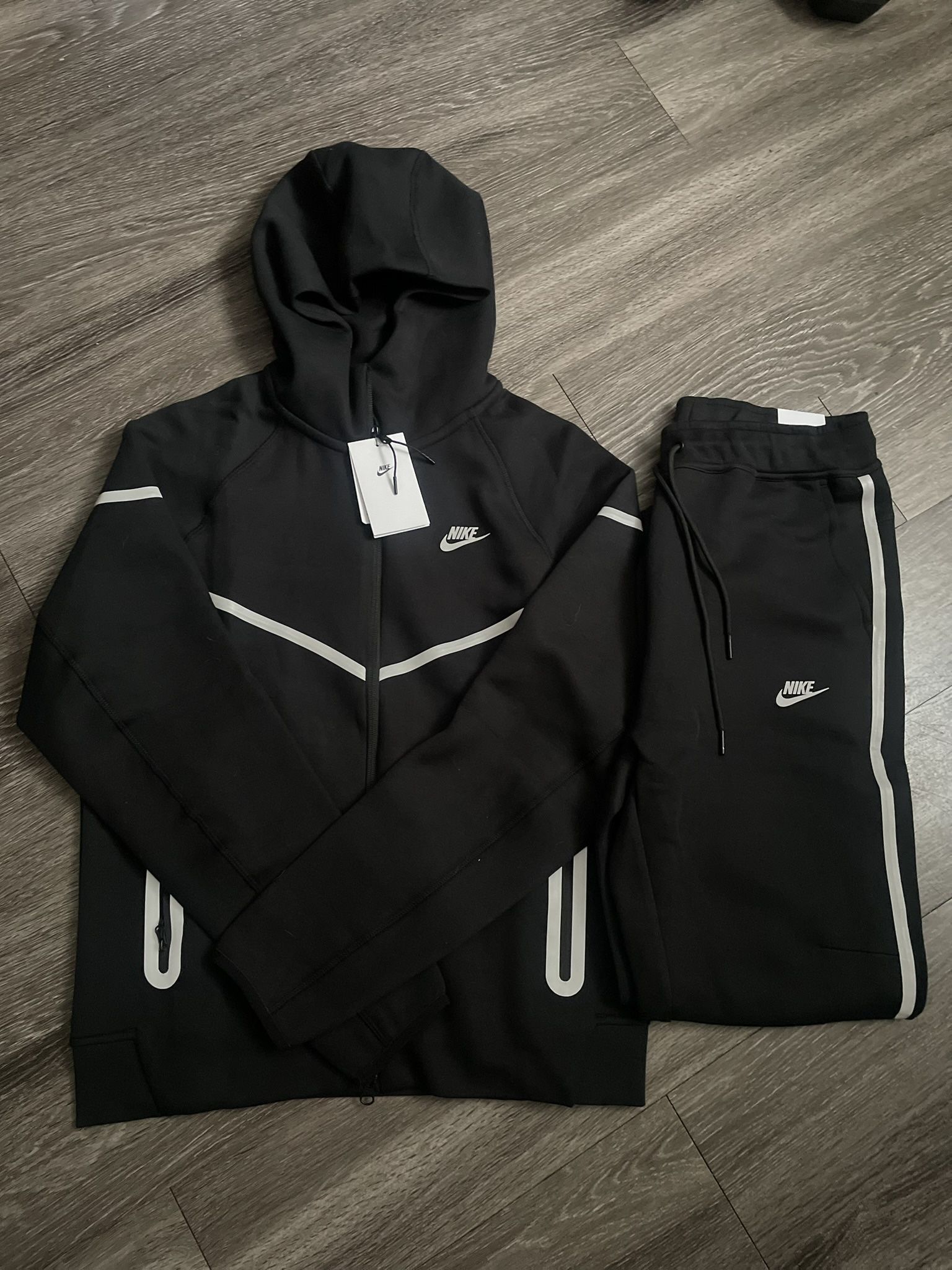 Nike Tech Fleece