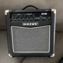 Small Guitar Amp – Drive CD-100, Gain + 3-Band EQ