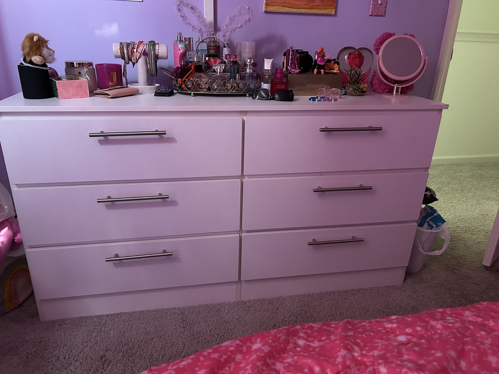 Full bed / Bedroom set / Dresser/ Bed Frame / Chest / Nightstand / mattress not included