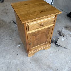 Bedroom Night Stand ‼️ Drawer/Cabinet