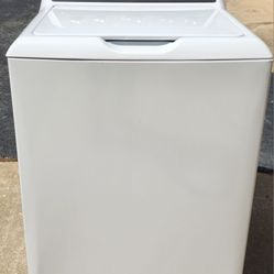(Brand New) GE Washer 
Scratch & Dent Unit 
Works Great 
Comes w/ Warranty 
Delivery Available