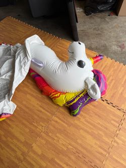 Huge inflatable unicorn - PRICED TO SELL FAST