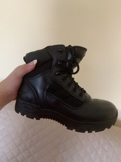Thorogood boots size 7 women’s / size 5 men’s