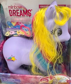 Rainbow Dreams Unicorn Styling Set Toy