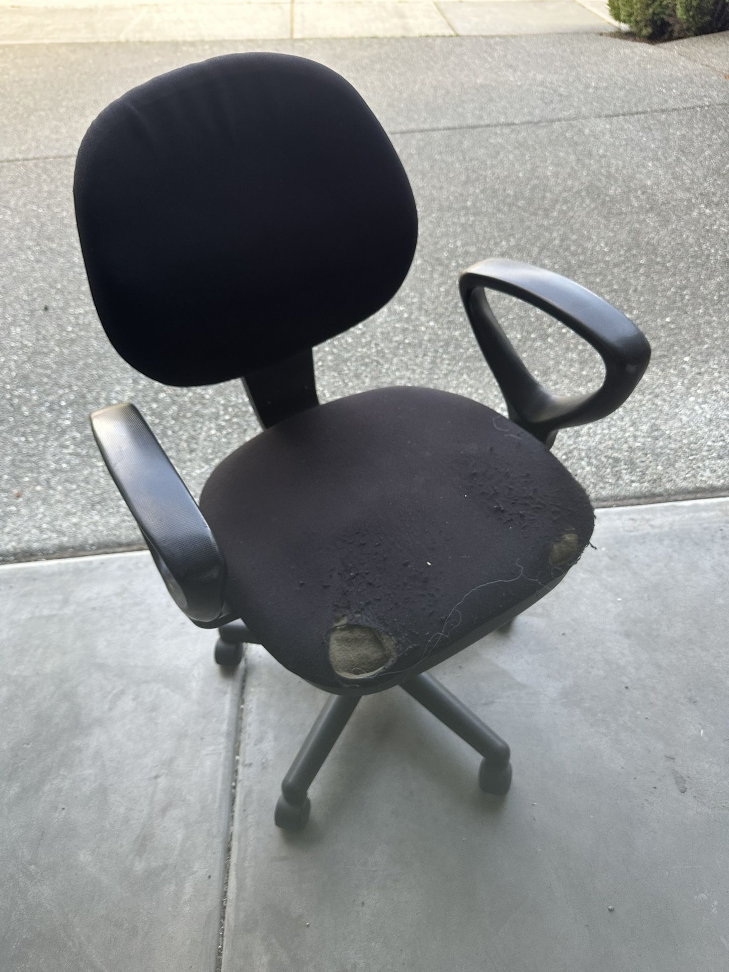 Office chair 