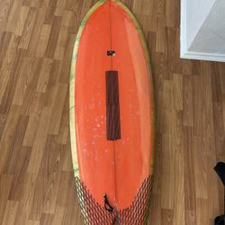 Twin Fin Surfboard. 5-6” Great Condition!