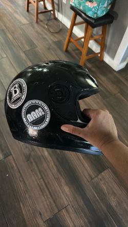 Motorcycle helmet