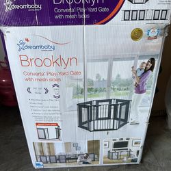 Brooklyn Play Yard Gate. 