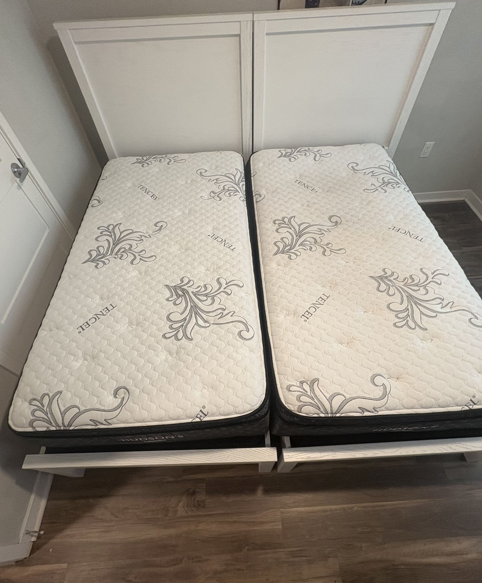 Hudson’s Furniture Twin Bed Sets – 1 New / 1 Like New