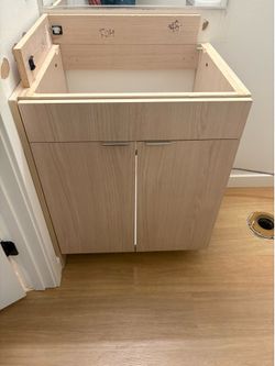 Bathroom cabinet