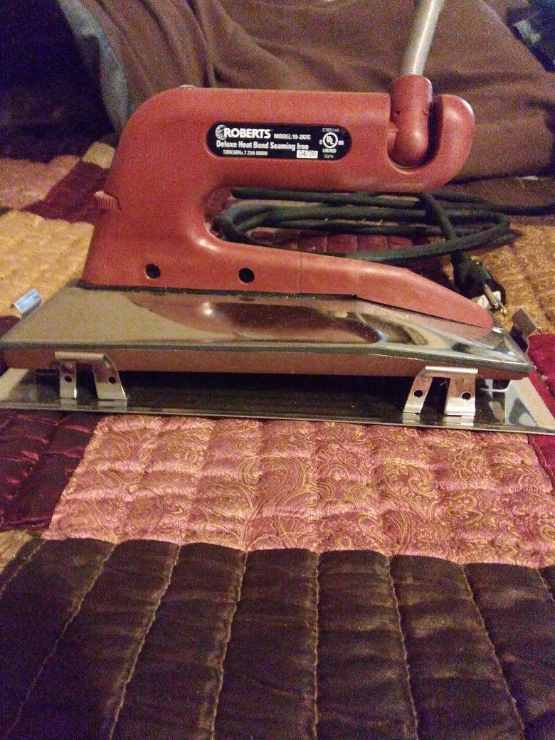 Robert's Carpet Seeming Iron Model 10-286g