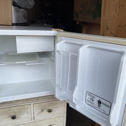 Mini Fridge