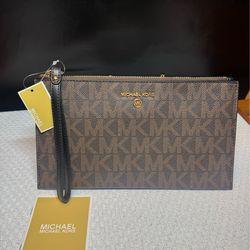 Michael Kors Large Brown/Blk Wristlet Clutch