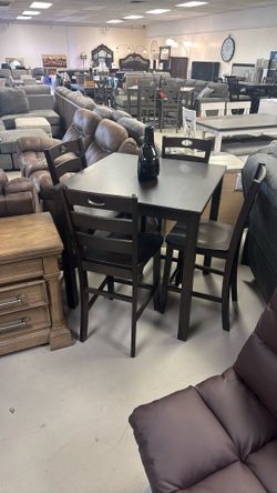 5PC Dining Set 🔥👌🏼Solid Wood