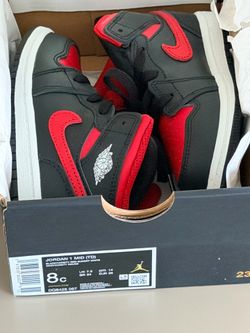 Unused Jordan 1 mid td 8c