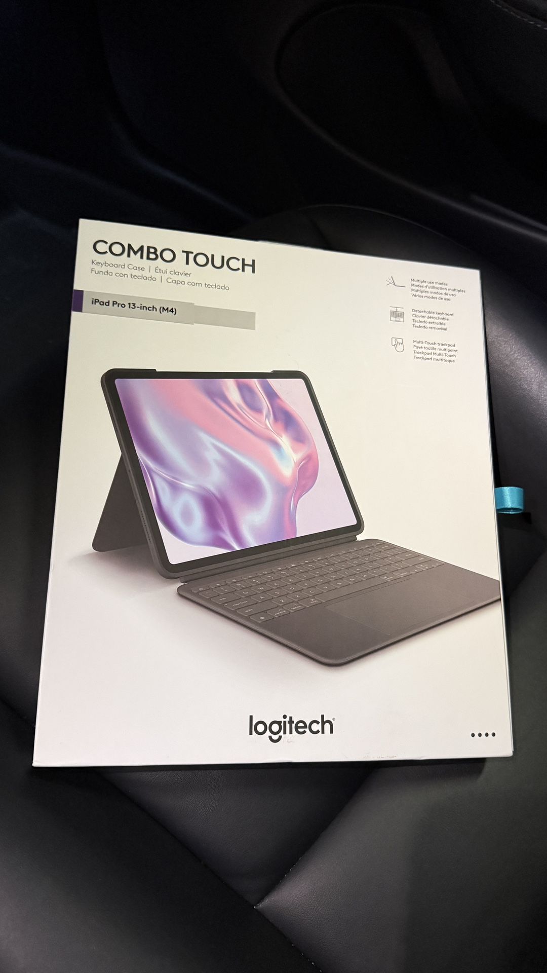 Logitech Combo Touch iPad Pro 13 Inch (M4)