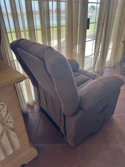 Lift recliner