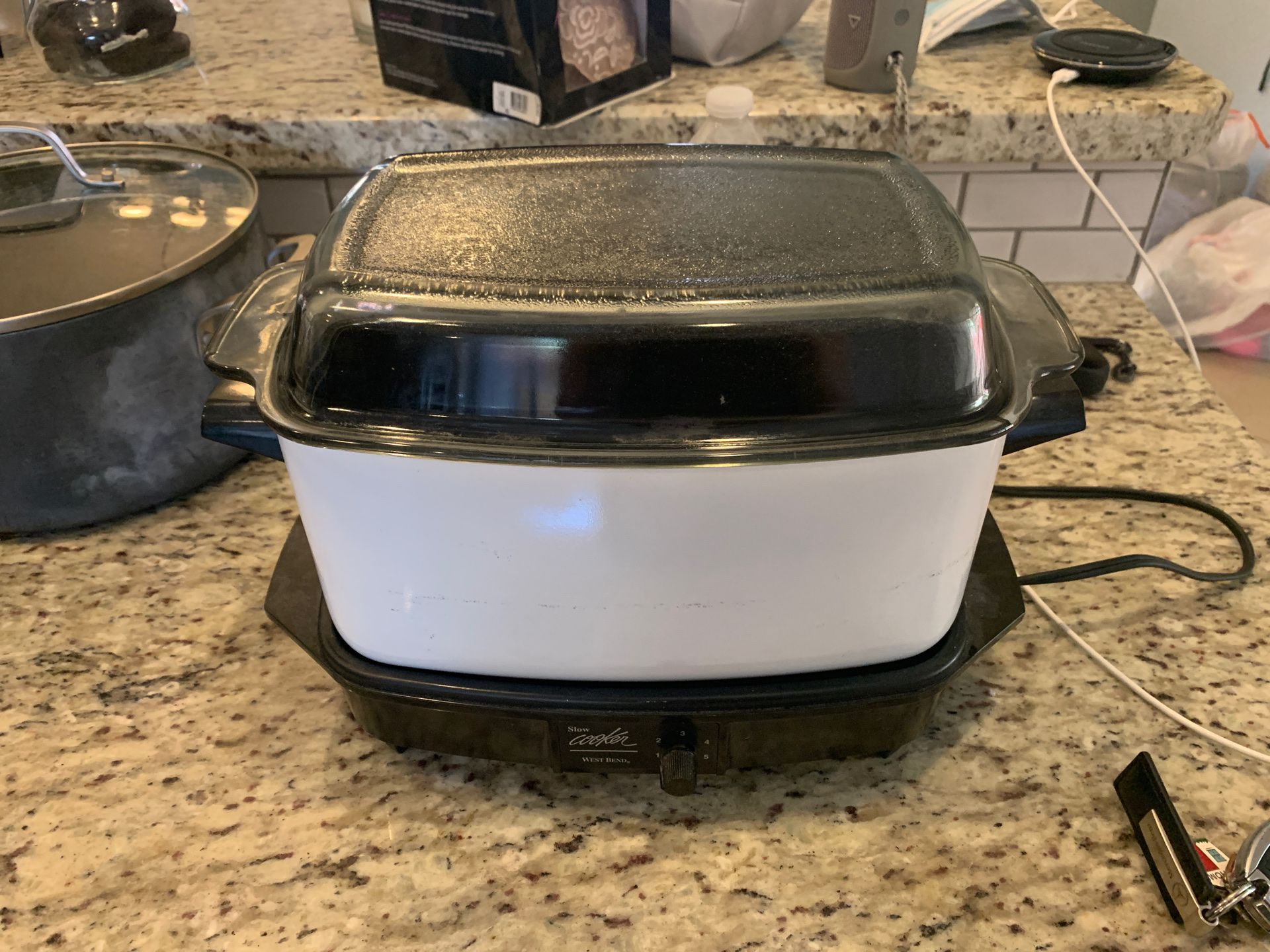 Crockpot Classic Slow Cooker 4.5 Qt 3 Heat Settings Brand New for Sale in  Oakland Park, FL - OfferUp