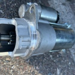 Starter And Altenador  For A Chevy Colbat 