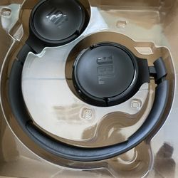 JBL Tune 510BT Pure Bass Headphones