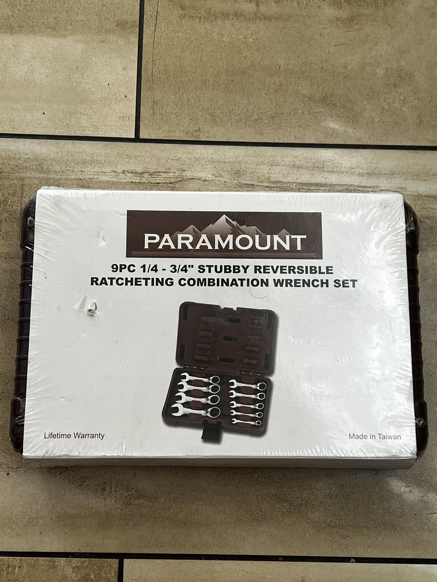 Paramount 9 Piece Stubby Ratcheting Combination Wrench Set, 1/4" to 3/4 inch