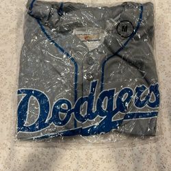 LA Dodgers Salvadoran night jersey