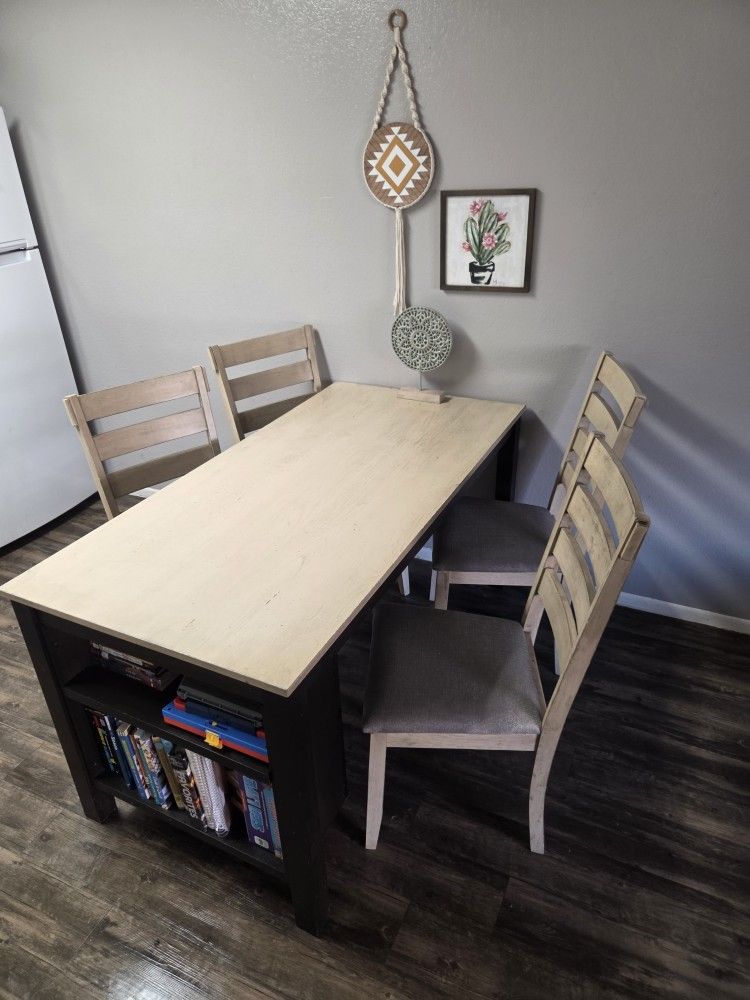 Dining Table Set