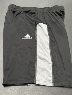 Men’s Adidas Shorts Size Medium
