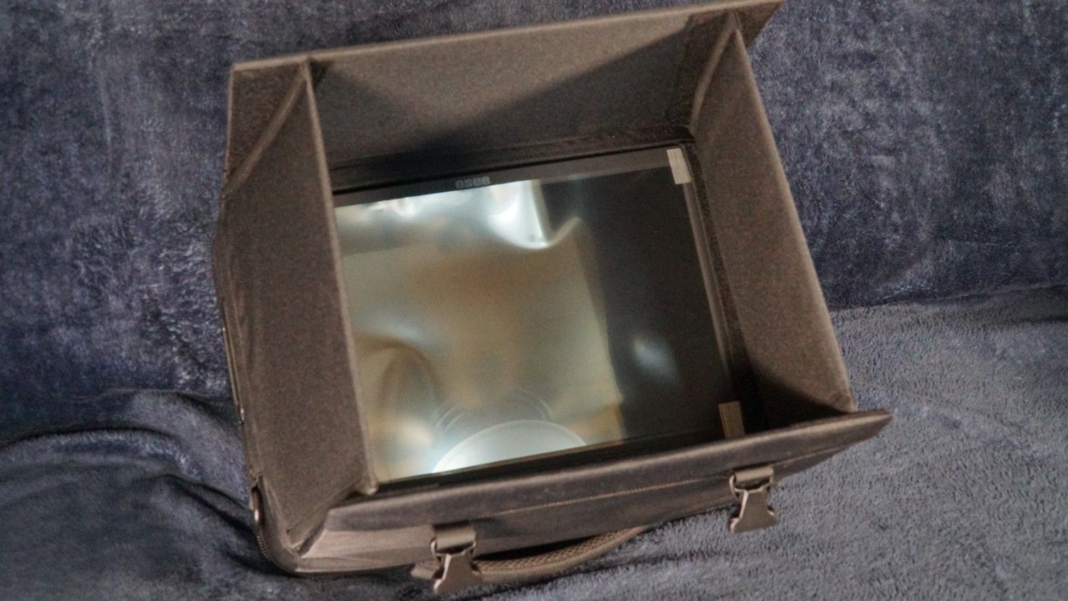 Osee Megamon 15 HDR Production Video Monitor