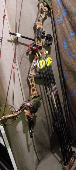 Bear compound bow