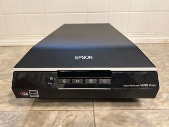 Epson V600 Scanner