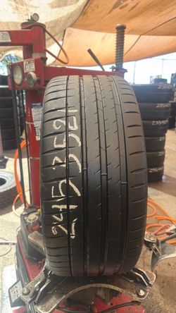 One 246/35/21 Michelin 80% Vida Dot 4023