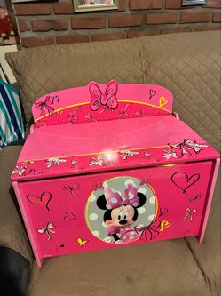 Minnie Mouse Wooden Toy Box