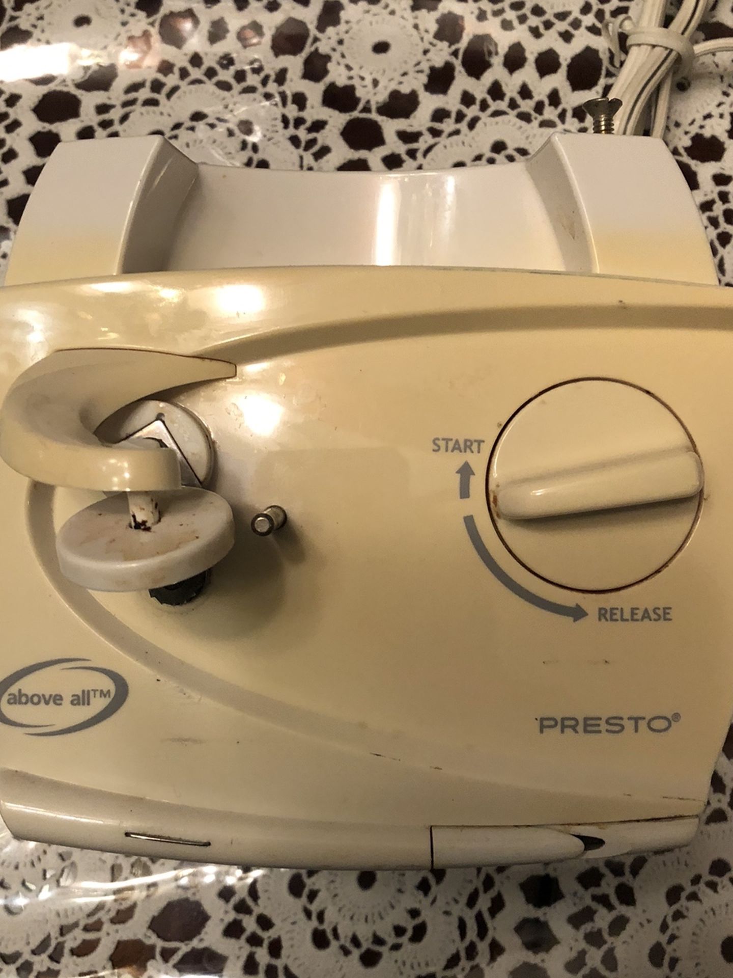 Presto Above All Under Cabinet Can Opener Space Saver Retail Price 119 $