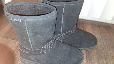 Size 11 Bear Claw Boots $15