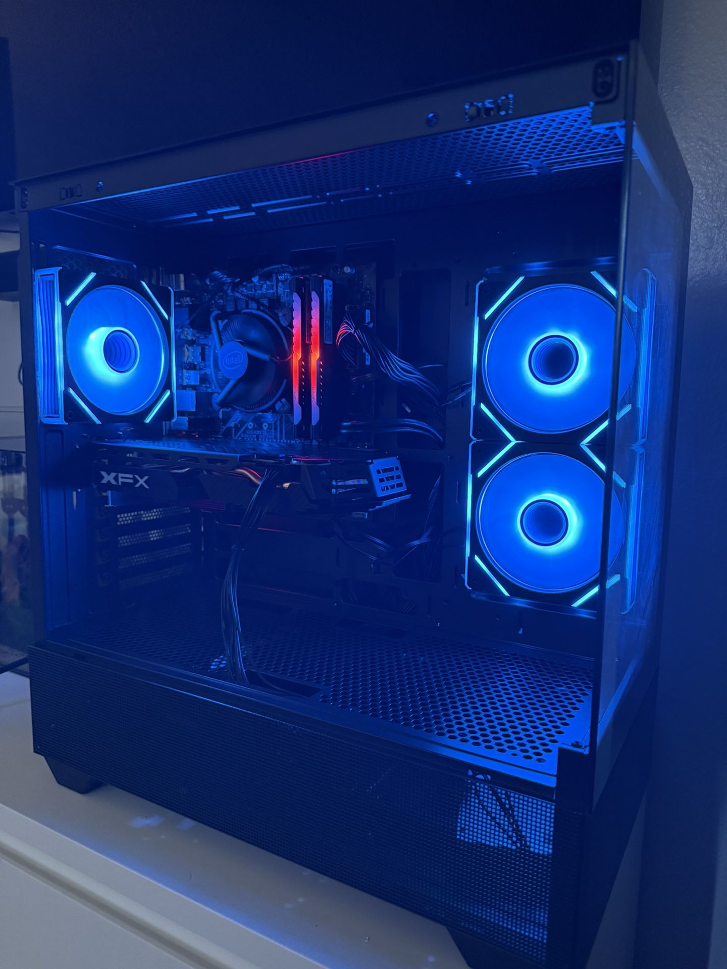 Black Gaming Pc Computer Desktop