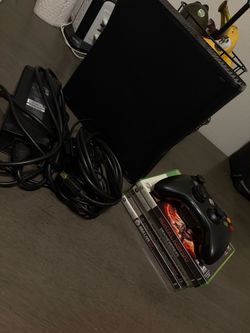 Xbox 360 Console Bundle with Games & Controller