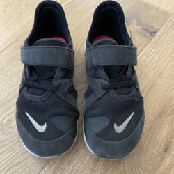 Nike Free RN Girls size 12.5