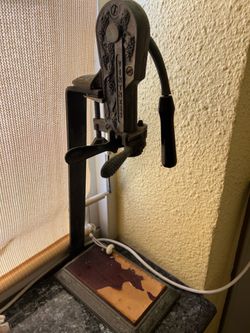 Vintner vintage wine opener