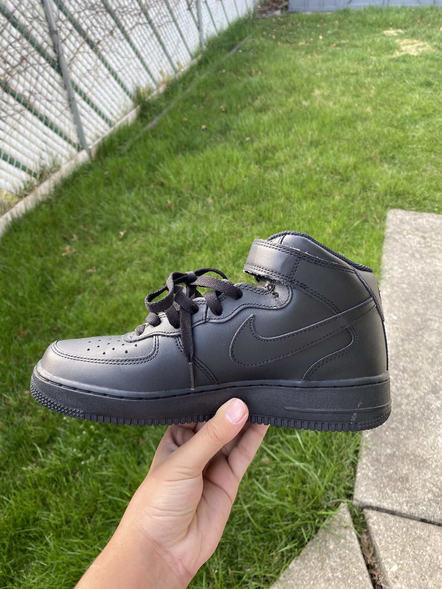 black air force 1 mid 07