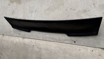 05-09 Mustang Ducktail Spoiler