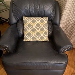 Leather Chair 