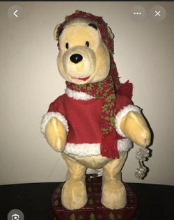 Disney Winnie The Pooh Christmas Movement Decoration
